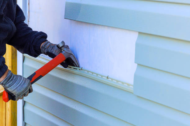 Reliable Siding Repair contractor in Sandy Hook, CT by Squared Siding